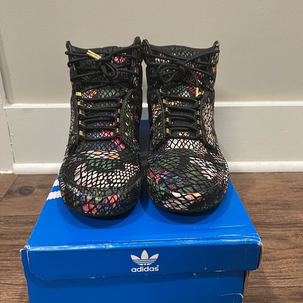 Like New ! - Picture 3 of 3